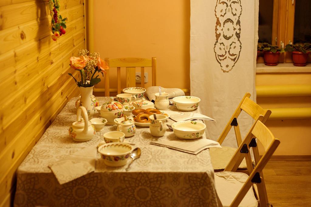 Guesthouse Puzhalova Izba Gorochowiec Zewnętrze zdjęcie